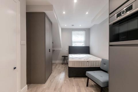 Ground floor flat to rent, Flat 14 50-52 St Quintin Avenue