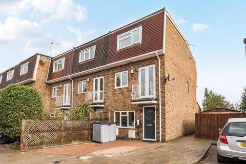 undefined, Aspen Close, Ealing, London, W5