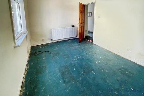 undefined, Isaac Street, Merseyside L8