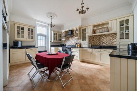 3 bedroom flat for sale, Flat 8, Royal Sea Front Apartments, Sea Front Hayling Island PO11
