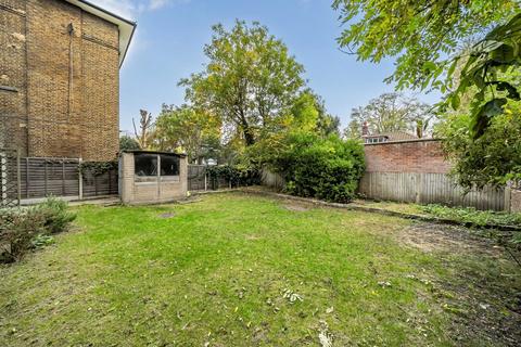 3 bedroom apartment for sale, Shooters Hill Road, London