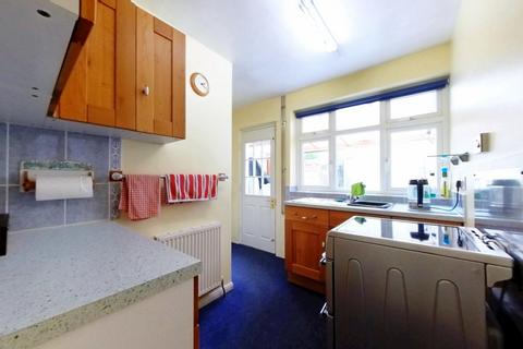 2 bedroom bungalow for sale, Woodside Avenue, Boothville, NN3 6JL