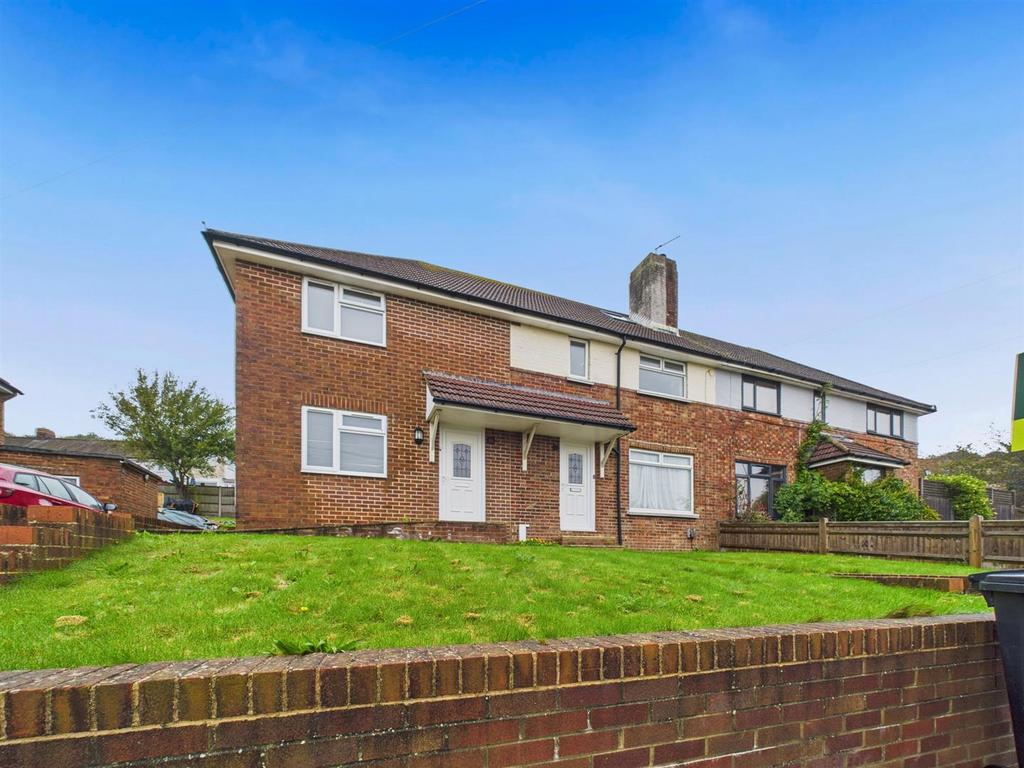 CAM02534 G0-PR0595-STILL001.jpg