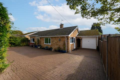 3 bedroom detached bungalow for sale, Edgefield Road, Briston