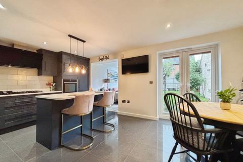 4 bedroom detached house for sale, Troon Court, Sleaford NG34