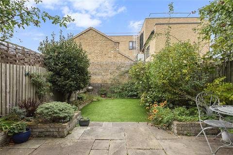 10 Aspley Road, London, SW18 2DB