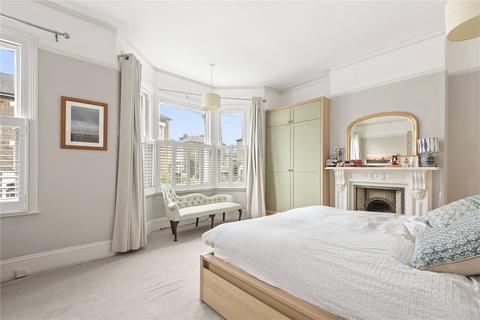 10 Aspley Road, London, SW18 2DB