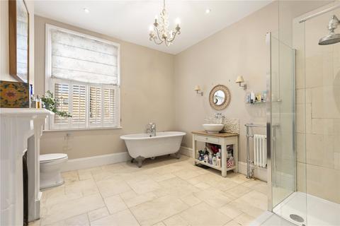 10 Aspley Road, London, SW18 2DB
