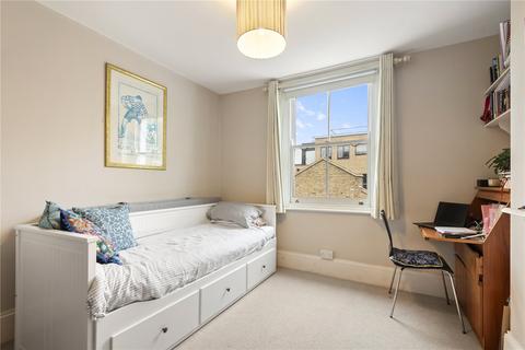 10 Aspley Road, London, SW18 2DB