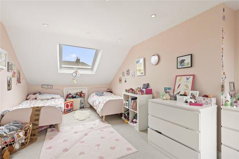 10 Aspley Road, London, SW18 2DB