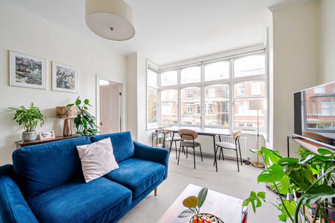 1 bedroom flat for sale, Ennismore Avenue, Chiswick, London, W4