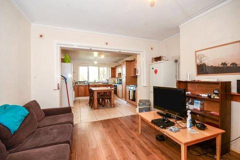 7 bedroom house to rent, Hartley Avenue, Hampshire SO17