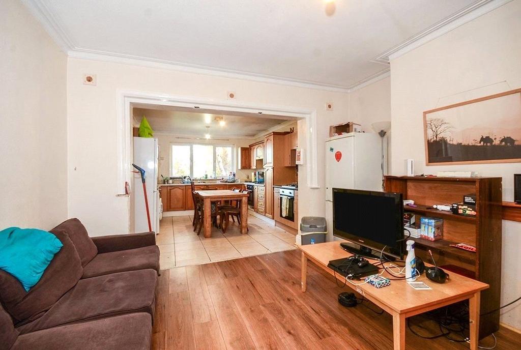 House in Southampton, Highfield - View 2