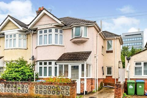 Merton Road, Hampshire SO17