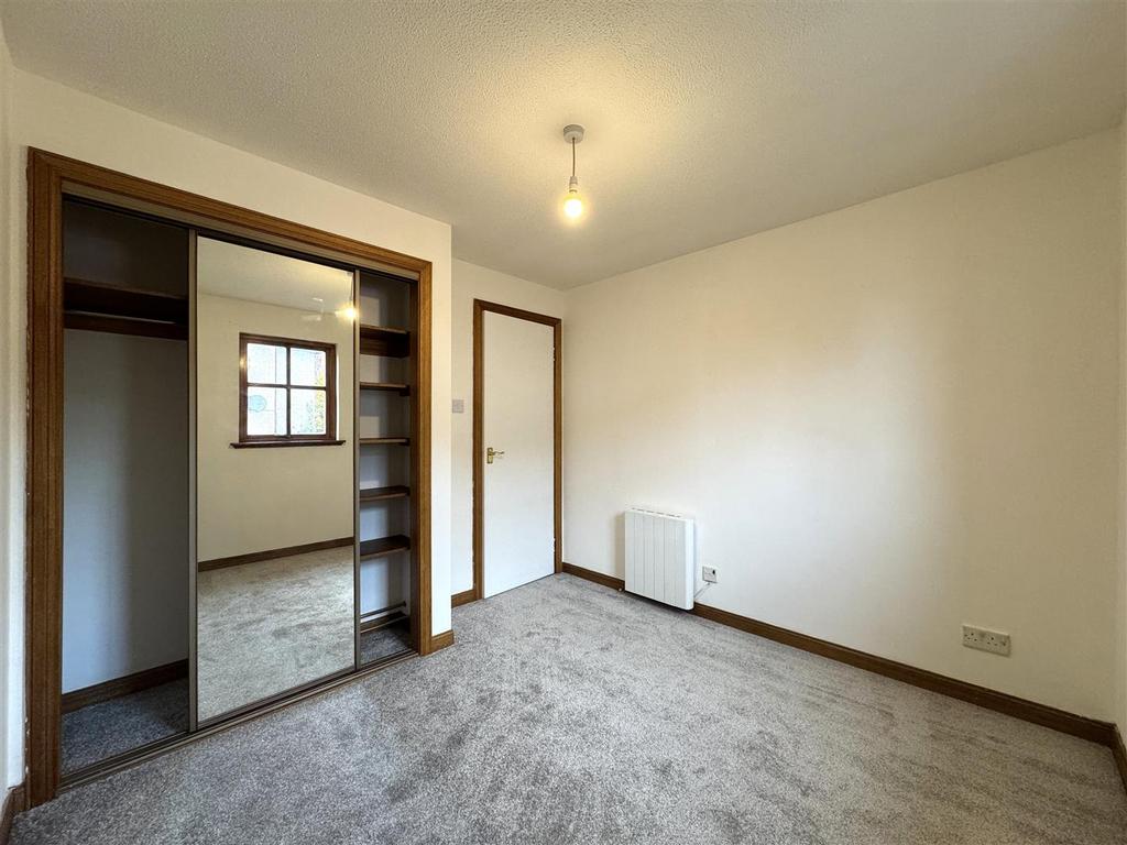 Bedroom 1.1.jpg