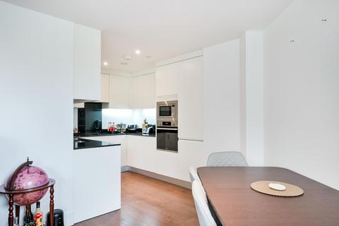 2 bedroom apartment for sale, Gateway Tower, Western Gateway, E16