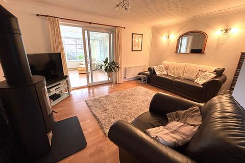 3 bedroom detached house for sale, Shearwater Road, Offerton