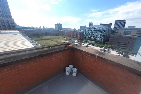 undefined, Pall Mall, Liverpool L3