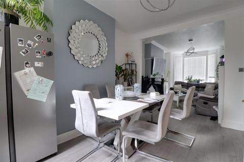 3 bedroom terraced house for sale, Walthall Street, Crewe