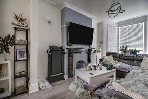 3 bedroom terraced house for sale, Walthall Street, Crewe