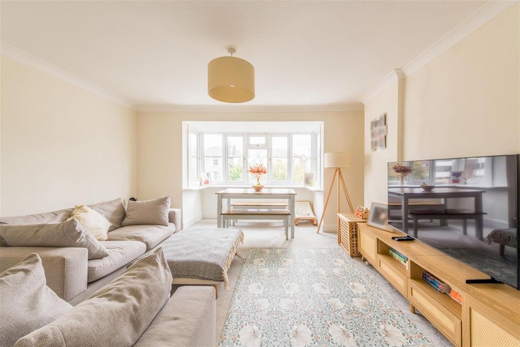 Flat 5, 36 Wilbury Road-6.jpg