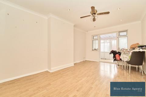 23 Ashton Gardens, Hounslow, TW4 7BU