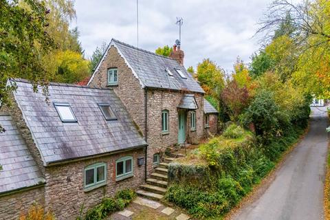 undefined, Llantilio Crossenny, Abergavenny, NP7