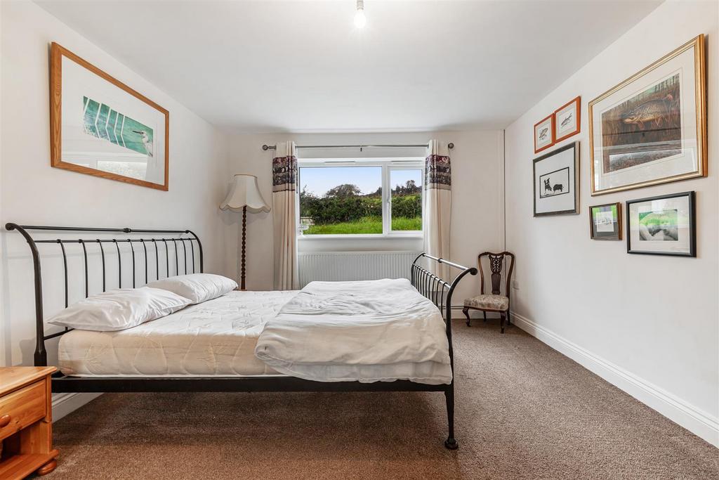 A30 - 12, Charleton Way, Kingsbridge - 251010.jpg