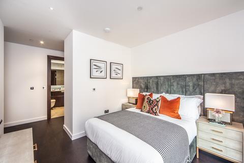 3 bedroom apartment to rent, Charles Clowes Walk, London SW11