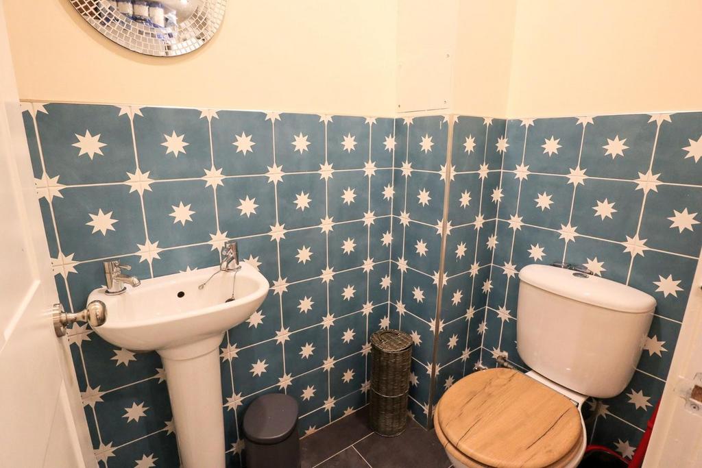 WC.jpg