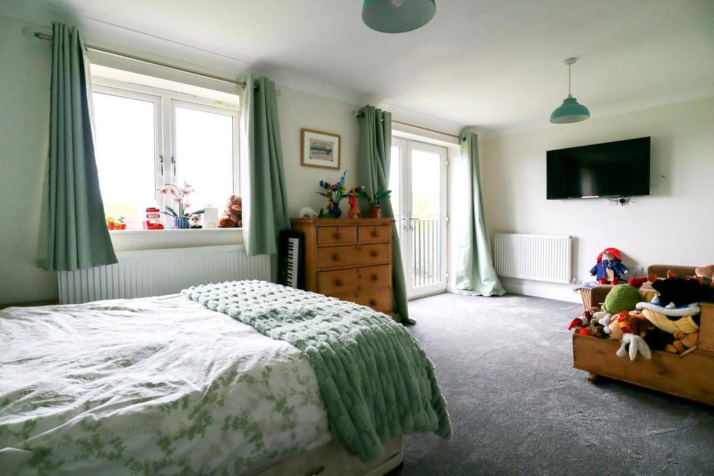 Bedroom 2.jpg