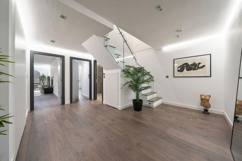 undefined, Sharel Court, The Ridgeway, London, NW11