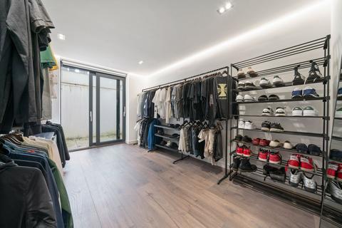 undefined, Sharel Court, The Ridgeway, London, NW11