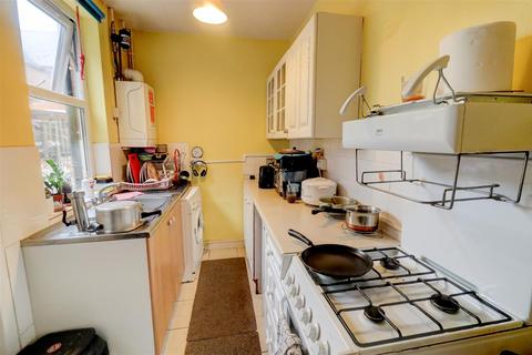 2 bedroom terraced house to rent, Dunton Street, Leicester LE3