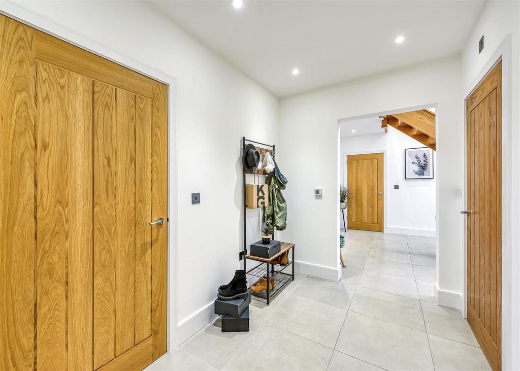 108 Springhill Lane-02.jpg