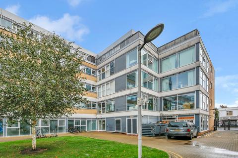 1 bedroom flat for sale, Hacon Square, E8