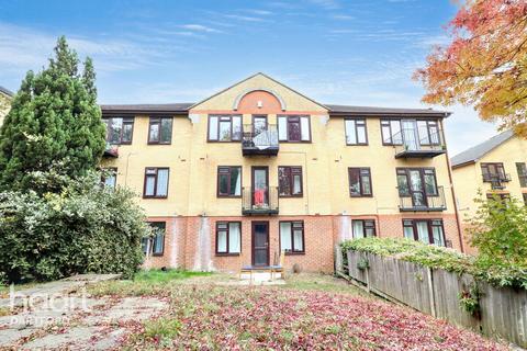undefined, London Road, GREENHITHE