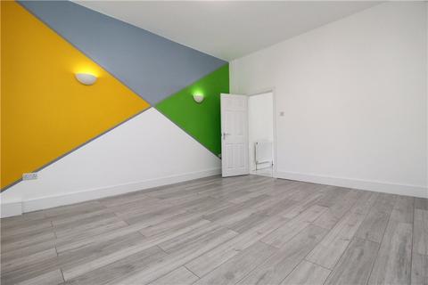 undefined, Melbourne Avenue, Ealing, W13