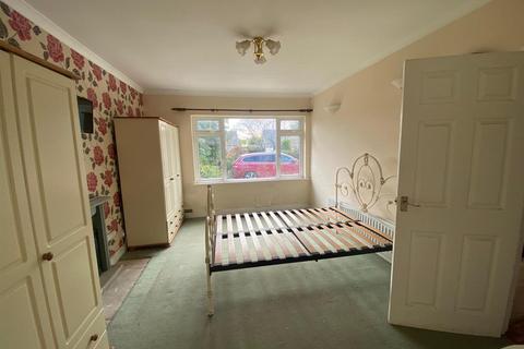 4 bedroom detached bungalow for sale, Delamere Road, Trowbridge