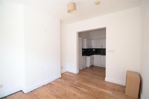 1 bedroom apartment to rent, Mayall Road, London SE24