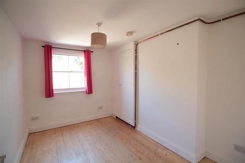 1 bedroom apartment to rent, Mayall Road, London SE24