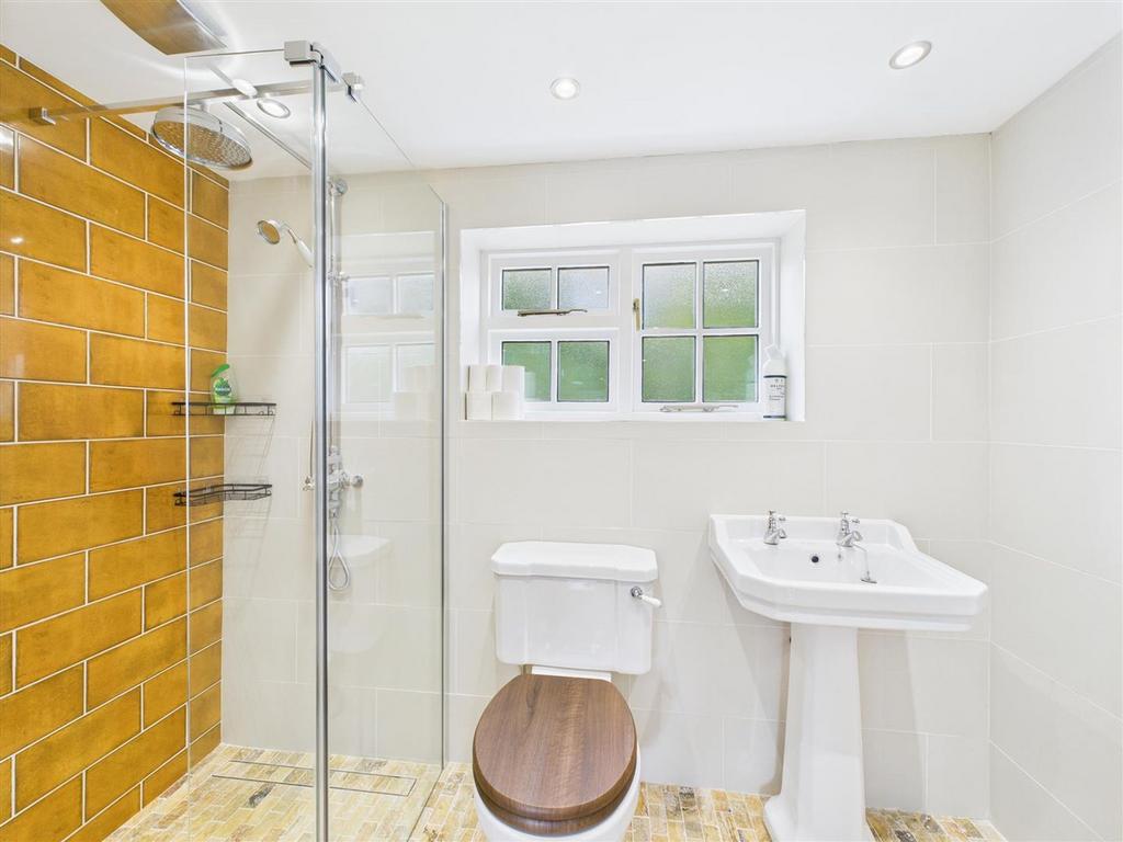 Bathroom/ wet room