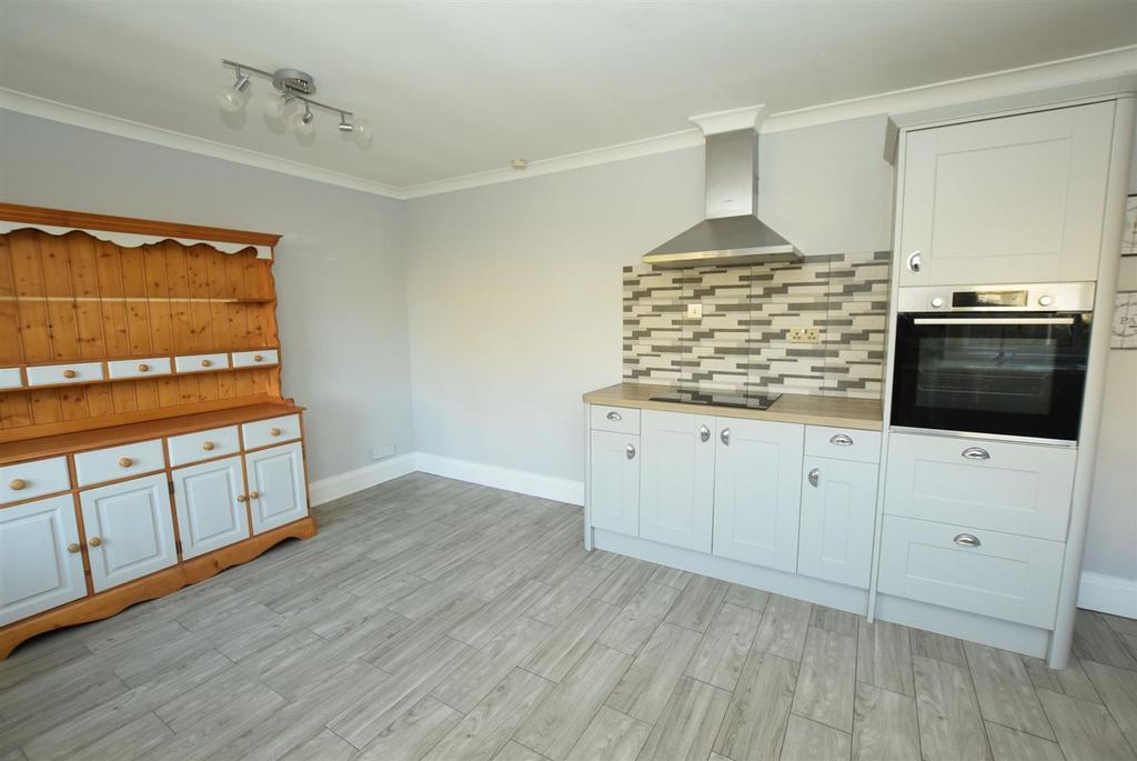 Kitchen/ dining room