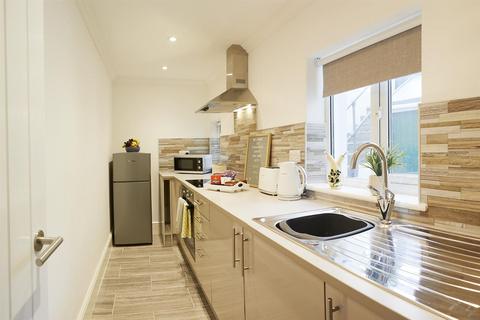2 bedroom apartment for sale, 7a Rutland Terrace Queens Parade, Scarborough, YO12 7JB