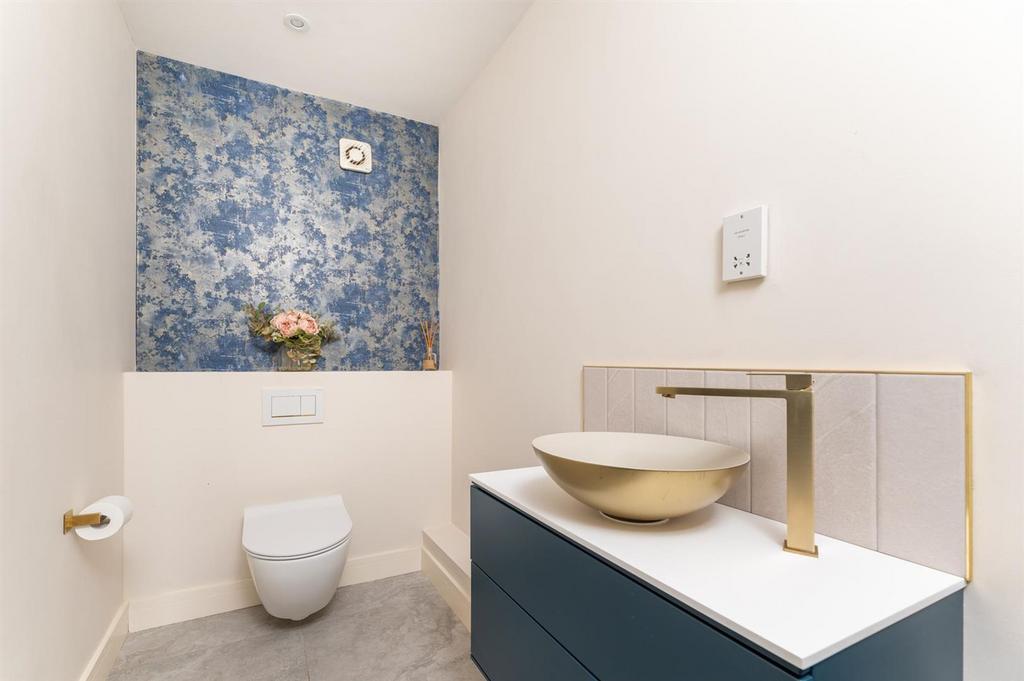 Guest cloakroom