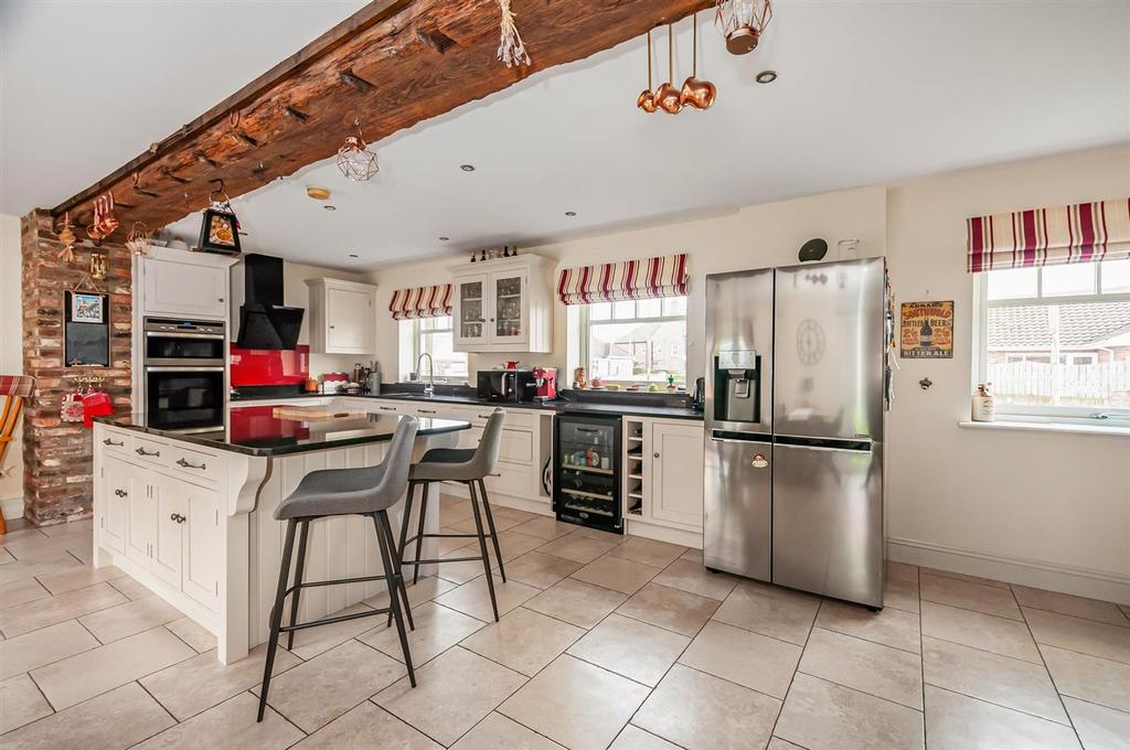 Open plan kitchen/ living/ diner