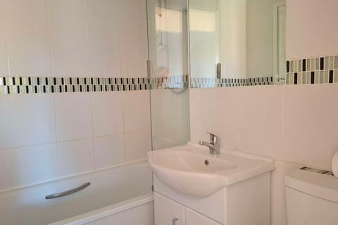 undefined, Tamworth Drive, Swindon SN5