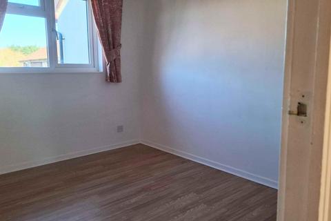 undefined, Tamworth Drive, Swindon SN5