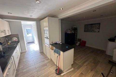 1 bedroom in a house share to rent, Byron Road