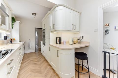 undefined, Bell Hill, Petersfield, Hampshire
